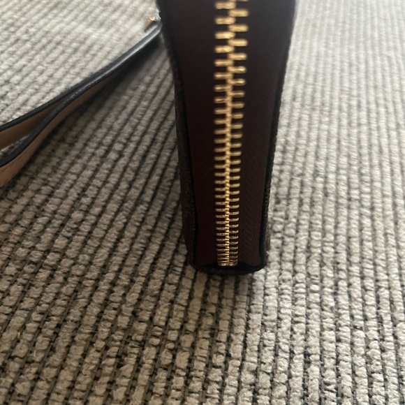 Brown Micheal Kors Wristlet Wallet with Gold Accents - Picture 3 of 10